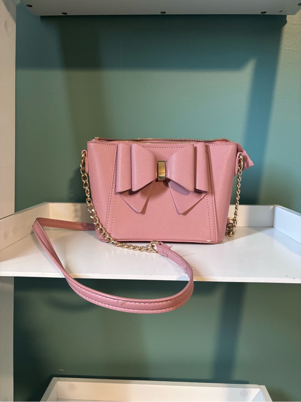 Dusty Rose Bow Crossbody Bag with Gold Chain